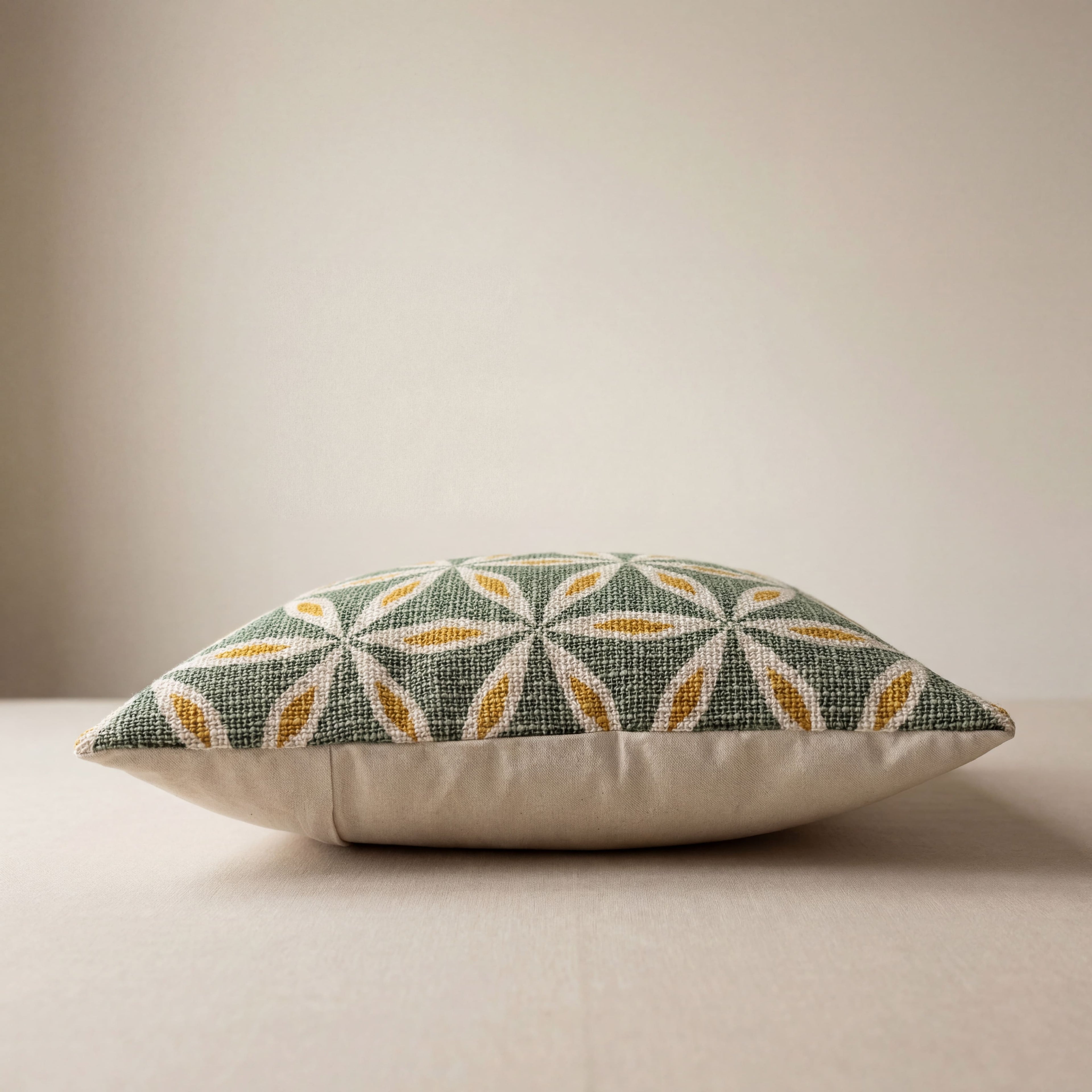 Canopy Bloom Cushion Cover